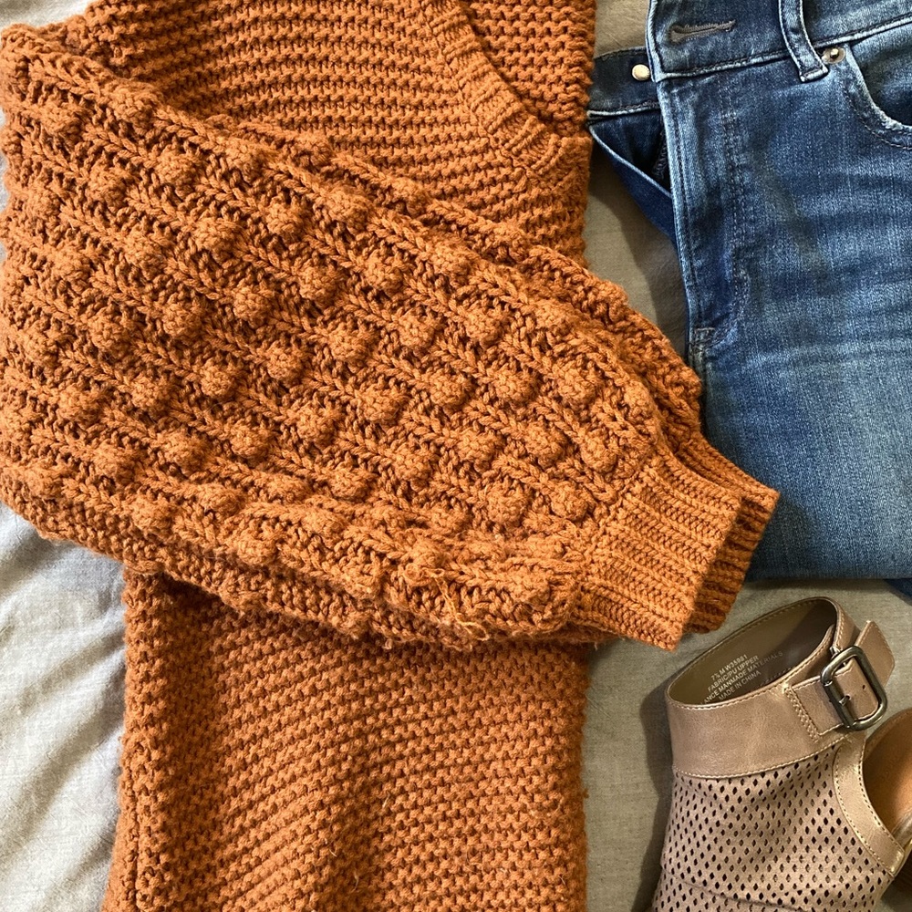 Bubble Sleeve Sweater